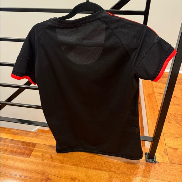 Adidas Manchester United Jersey, US women’s M - Picture 4 of 6